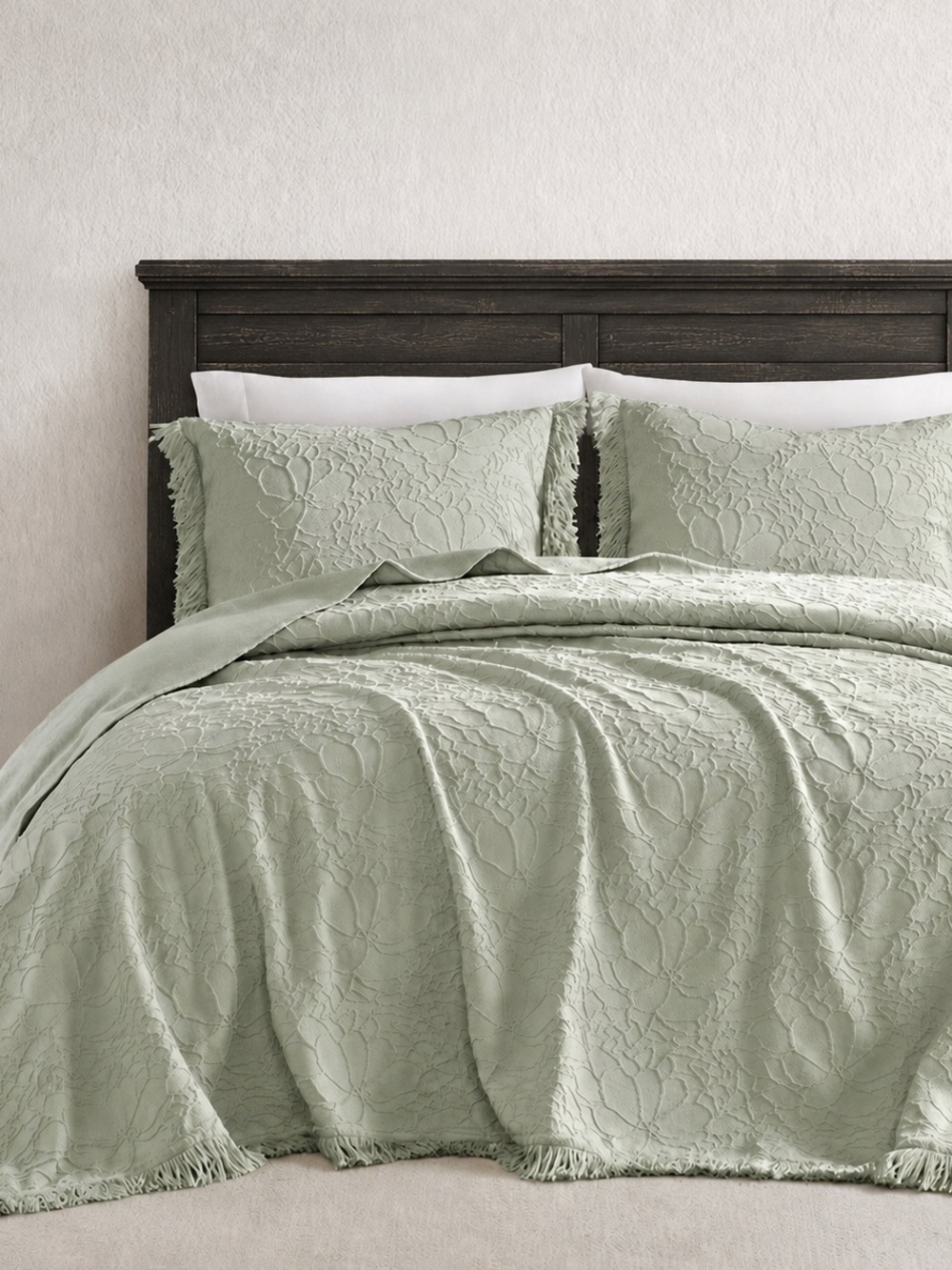 Madison Park Queen Sage Chenille Bedspread Fringe Set